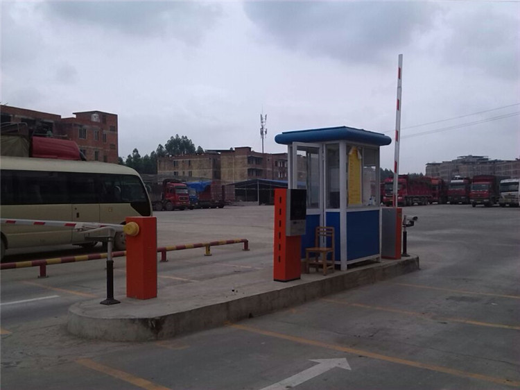 五一路富德停車場(chǎng)