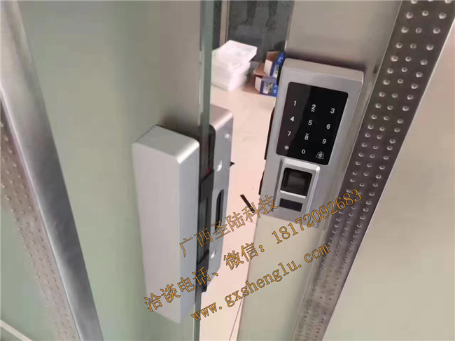 指紋門禁系統(tǒng) (9).jpg